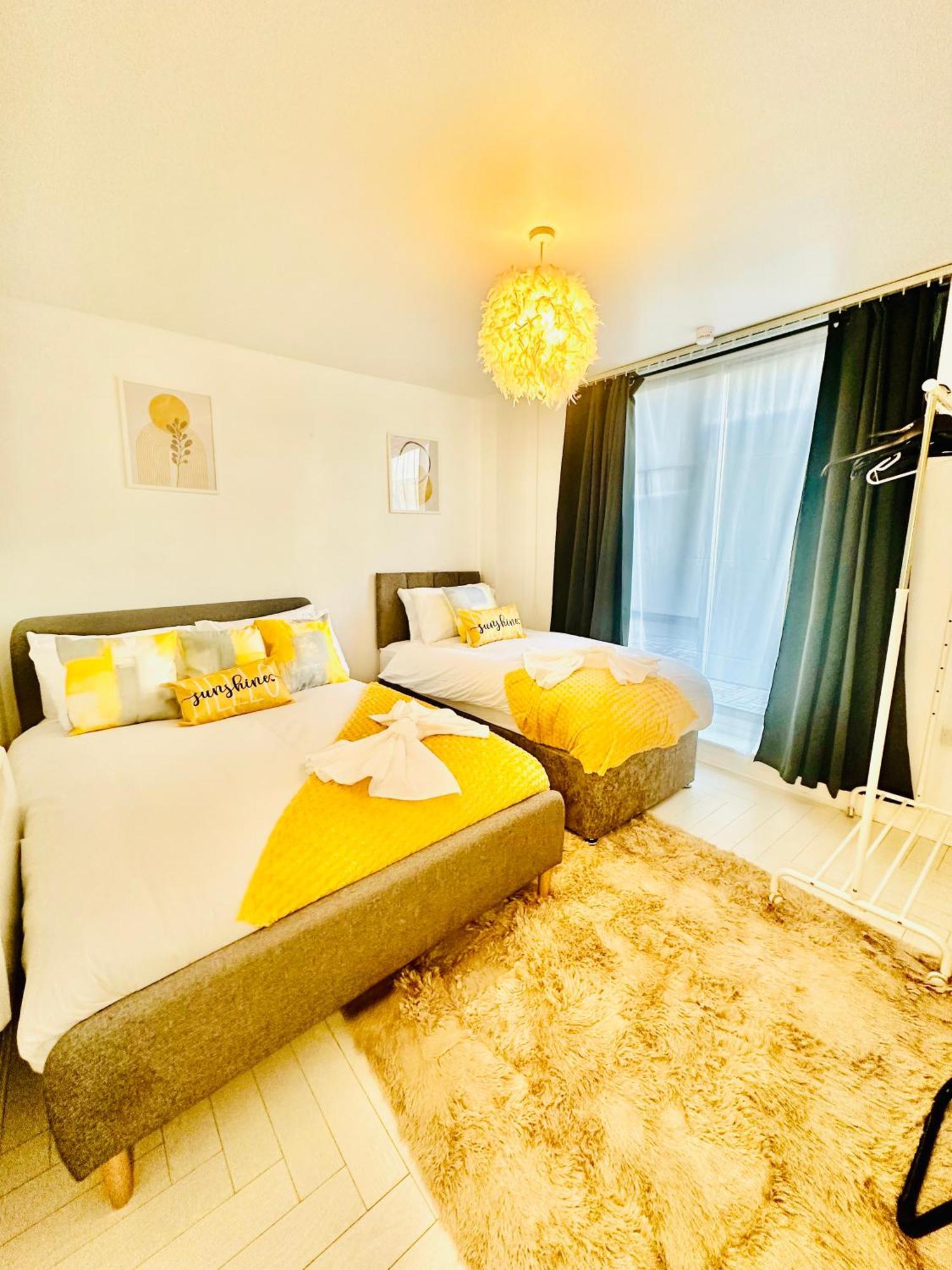 Apartment Elegant Two Bedroom In The Centre With Parking And Garden *